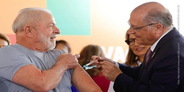 Campanha nacional de vacinação retoma papel do Brasil como referência mundial em imunização